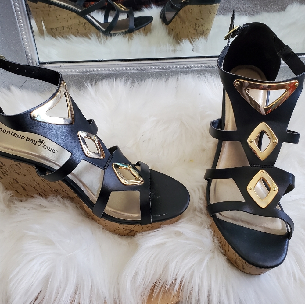 2 Pairs of Wedges